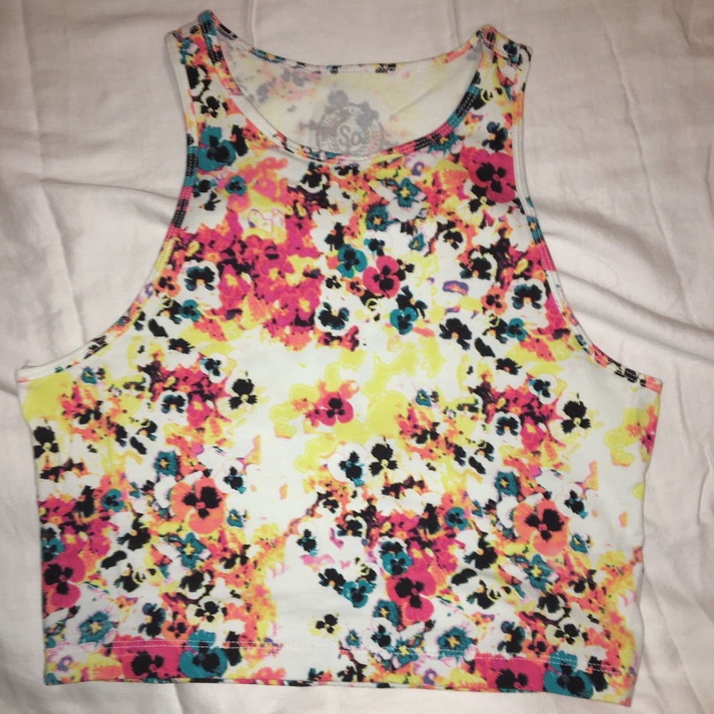 Cute, Floral Crop-top